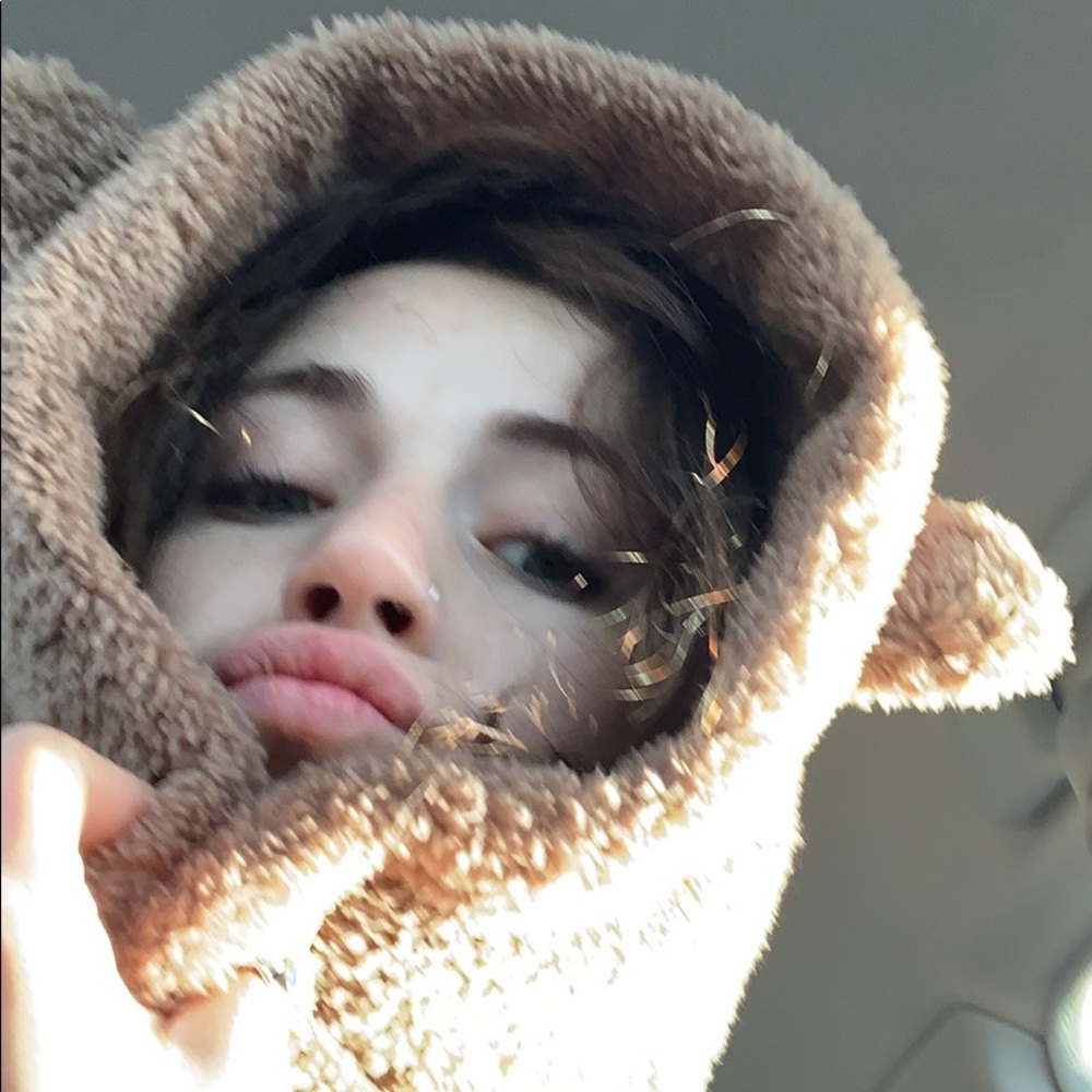 Meet your Posher, Bex